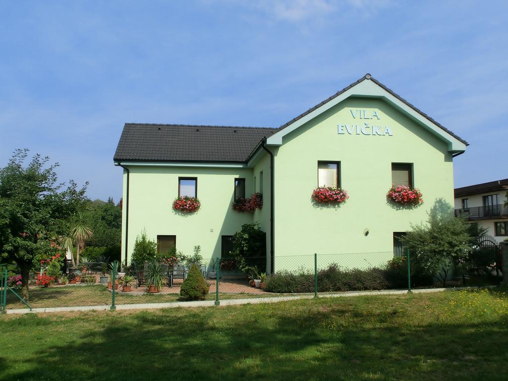 Vila Evicka Sobotka Exteriör bild